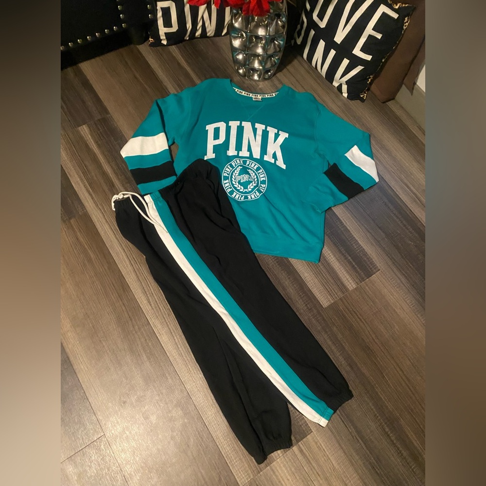 Vs pink set - Picture 2 of 11